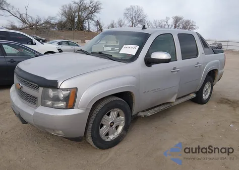 2010 Chevrolet Avalanche 1500 Lt1 z USA, uszkodzony, nr VIN 3GNVKFE0XAG174917